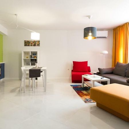 Pop Your Colors - Funky And Modern 1Bdr Apt By Flat Mаnager Plovdiv Buitenkant foto