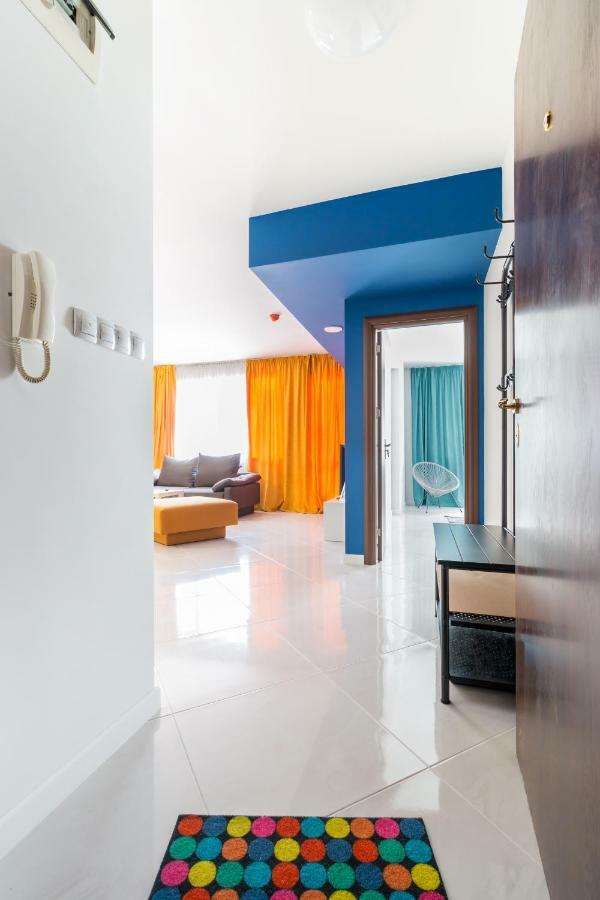 Pop Your Colors - Funky And Modern 1Bdr Apt By Flat Mаnager Plovdiv Buitenkant foto